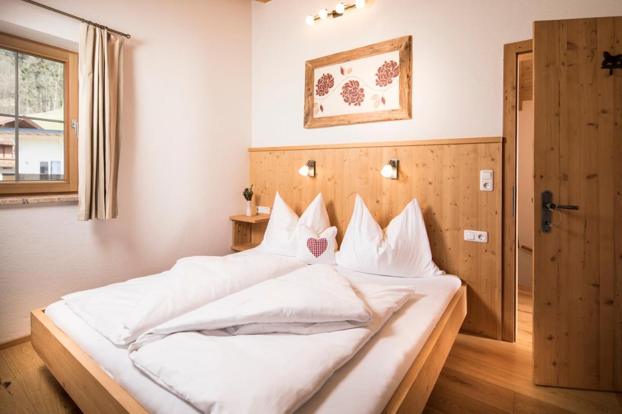 Chalets Aue Hart im Zillertal Exterior photo